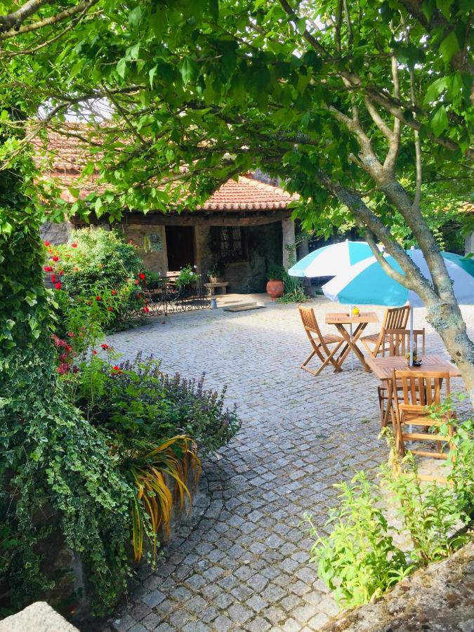 Quinta Padre Lobo Vendégház Santa Maria da Feira Kültér fotó